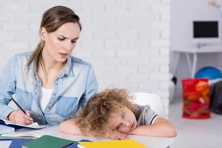  بیش فعالی در کودکان چیست